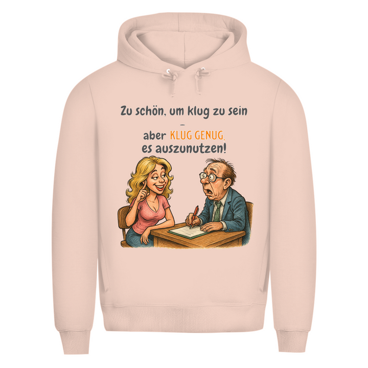 Blond? Ja. Blöd? Niemals.